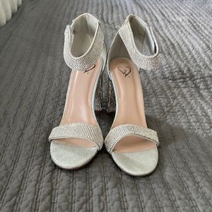 Crystal dress shoes from Windsor size 7 1/2